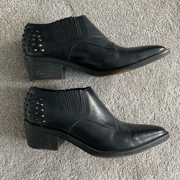 Sandro genuine leather spikes booties - Picture 2 of 7